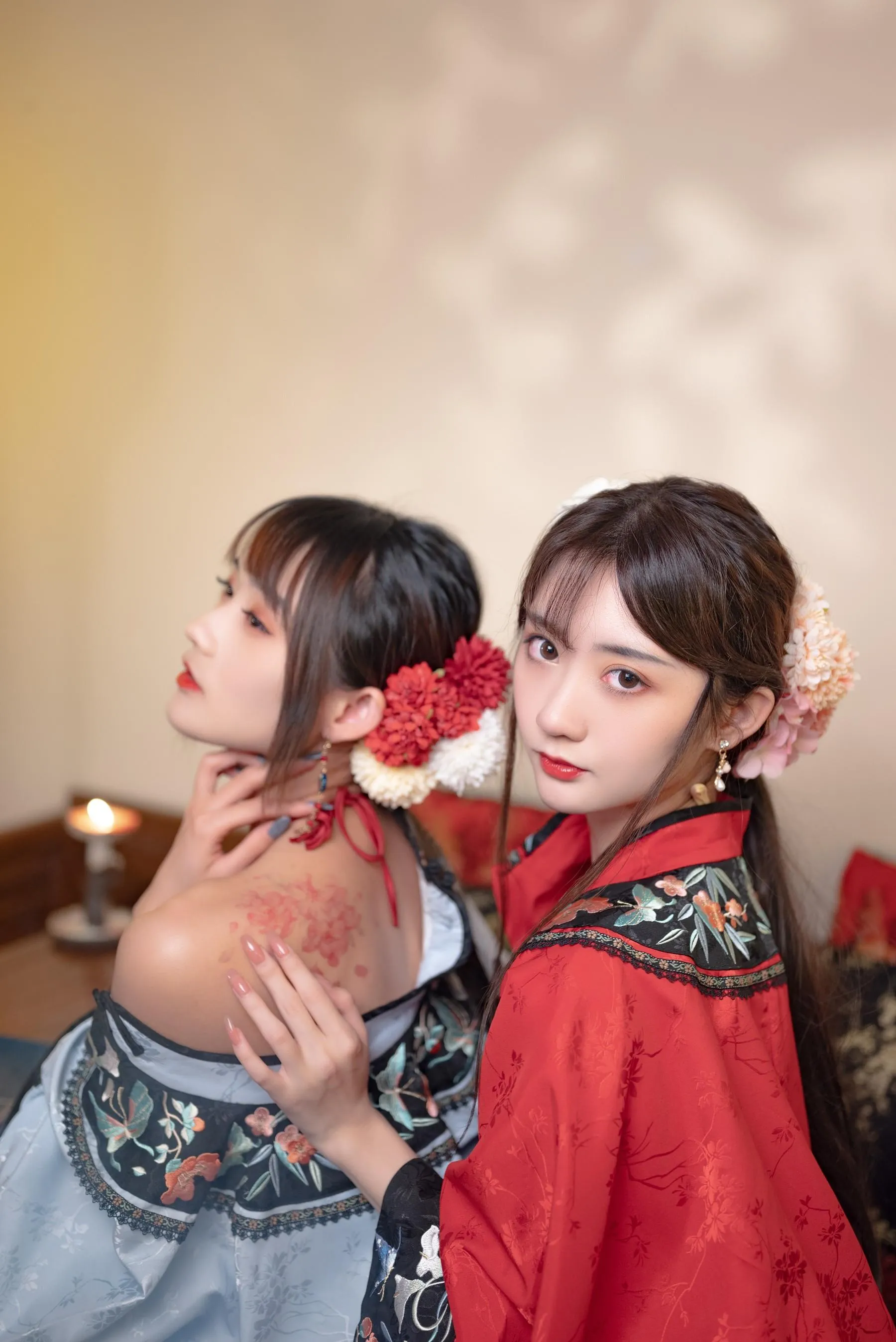 [艺图语] 2022.06.30 深闺 兔子Zzz不吃胡萝卜 [32P]插图1
